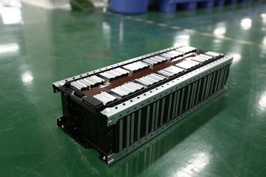 Bateria elétrica do caminhão da bateria da densidade de alta energia 43.8V128Ah NMC para o carro, Van, Streetscooter