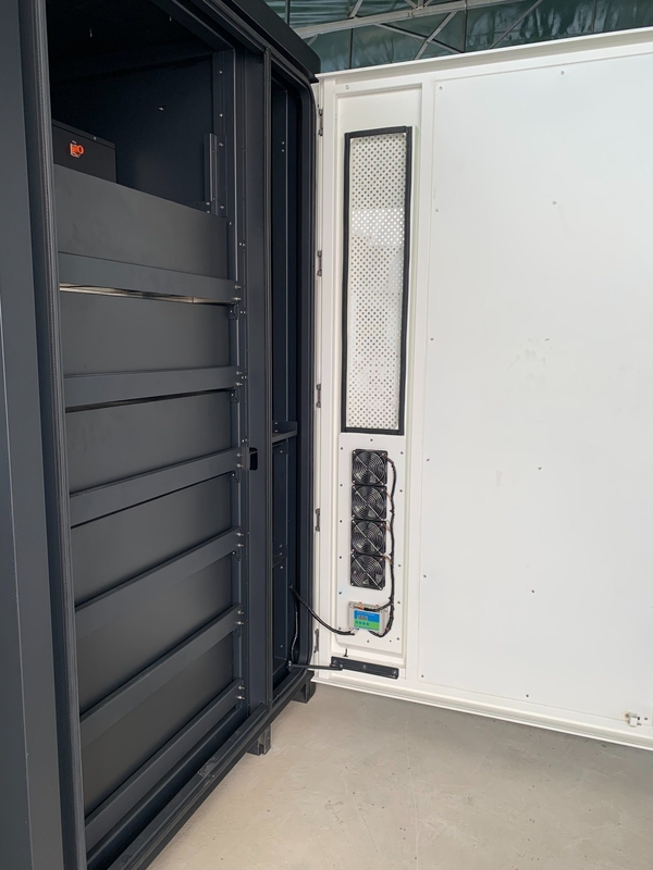 2200kg LFP Bateria Case, C&i Energy Battery Cabinet 110 Kw Método de arrefecimento líquido