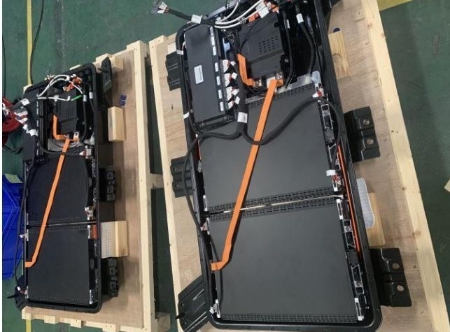 Alta taxa de descarga 8c 131.4V 34ah Nmc Baterias de veículos elétricos Phev Bateria Pack